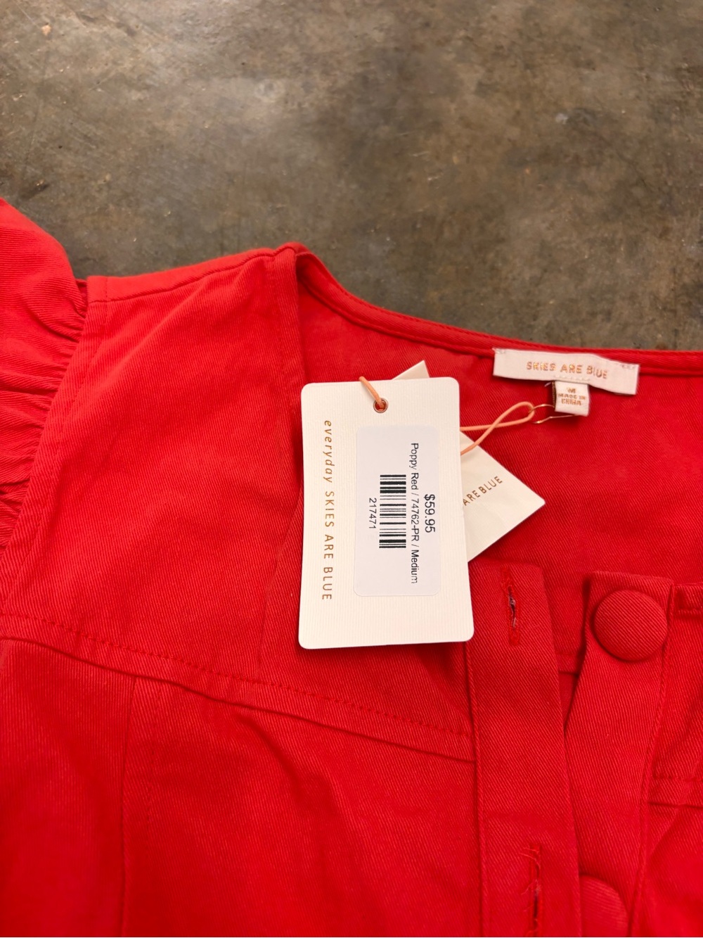 NWT Skies Are Blue Poppy Red Utility Romper Size Medium - Picture 3 of 5